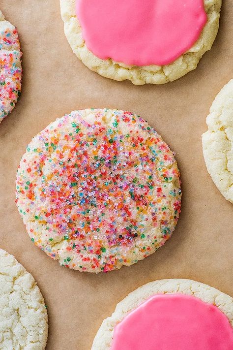 The best easy Small-batch Sugar Cookies. Super quick and simple to make. Can be served plain, glazed or rolled in sprinkles. Small Batch Sugar Cookies, Plain Sugar Cookies, Small Batch Cookie Recipe, Sugar Cookies With Sprinkles, Small Batch Cookies, Small Batch Baking, Plain Cookies, Perfect Sugar Cookies, Gluten Free Sugar Cookies