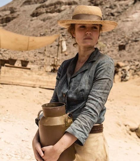 Amy Wren, Relic Hunter, Pulp Adventure, Safari Outfits, View Point, Diesel Punk, Archaeological Discoveries, The Mummy, Adventure Aesthetic