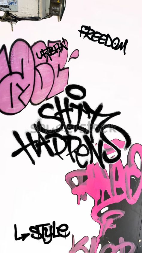 Baddie Lockscreen, Simplistic Wallpaper, Trippy Iphone Wallpaper, Pretty Wallpaper Ipad, Cute Wallpapers For Ipad, Pretty Pens, Cute Laptop Wallpaper, Graffiti Style Art, Iphone Homescreen Wallpaper