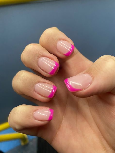 Kids French Tip Nails Short, Short Nail Designs For Kids, Summer Gel Nails Ideas Short French Tip, French Tip Nails For Kids, Nails For 10yrs Old Short, Hot Pink Nail Tips, Acrylic Nails For Kids 10-12 Short, Acrylic Nails For Kids 8-9 Short, Acrylic Nails For Kids 10-12 Short French Tips