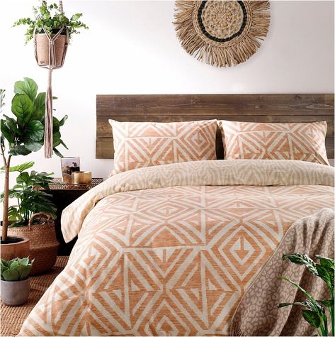 3-inexpensive-ways-to-update-a-room Geometric Duvet Cover, Double Duvet Covers, Double Duvet, Single Duvet Cover, Reversible Duvet Covers, Duvet Cover Pattern, Quilt Sets Bedding, King Duvet Cover, Bed Duvet Covers