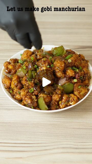 Gobi Manchurian Recipe, Cooking Veggies, Soy Sauce Garlic, Gobi Manchurian, Manchurian Recipe, Culinary Techniques, Fried Cauliflower, Food Stall, Cooked Veggies