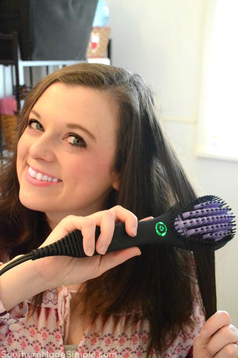 3 Reasons Why I’m Dumping My Flat Iron Flat Iron Brush, Heated Brush Tutorial, Heat Brush Tutorial, Heated Hair Brush, Brush Tutorial, Flat Irons Best, Thick Natural Hair, Best Hair Brush, Hair And Makeup Tips