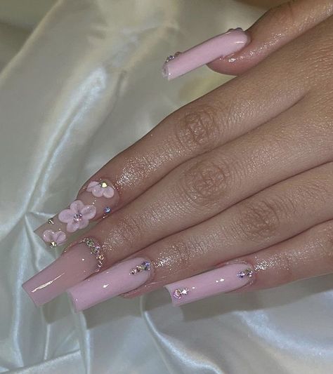 Sweet 16 Nails, Light Pink Acrylic Nails, Quinceanera Nails, Baby Pink Nails, Light Pink Nails, Long Acrylic Nail Designs, Her Nails, Acrylic Nails Coffin Pink, Long Square Acrylic Nails