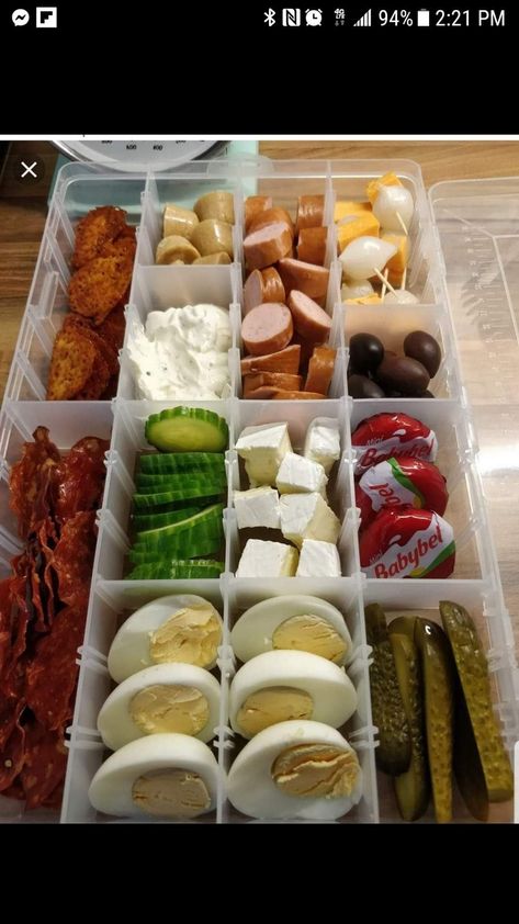 Car Ride Snacks, Roadtrip Snacks, Smoothie Low Carb, Lake Snacks, Snackle Box, Beach Snacks, Good Keto Snacks, Road Trip Food, My Keto