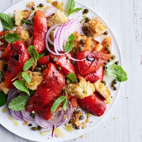 Add this colourful, three-step chargrilled capsicum salad to your repertoire. It's easy to make, bursting with flavour and filing. Win-win-win! Capsicum Salad, Spanish Onion, Pickled Red Onions, How To Store, Buying Groceries, Red Wine Vinegar, Barbecue Grill, Relish, Serving Plates