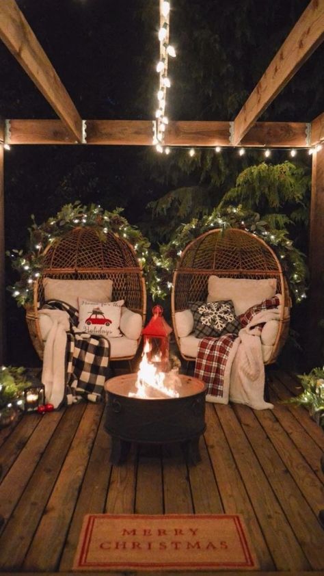 32 Amazing Christmas Lights Decorating Ideas for Your Home