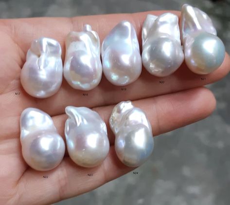 Natural Baroque Pearl 15-20x 18-30mm Freeform Shaped Baroque Pearl, Excellent Quality Baroque Pearl, Undrilled, PB1045 - Etsy South Korea Pearls Jewelry Diy, Baroque Pearls Jewelry, Sea Shells Diy, Shells Diy, Pearls Diy, Loose Pearls, Baroque Pearl Earrings, Baroque Pearl Necklace, Pearl Design