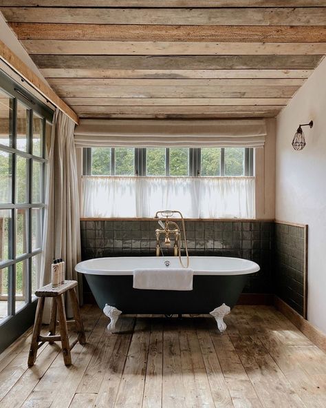 Soho Farmhouse Interiors, Cow Shed, Soho Farmhouse, Renovation Tips, Rustic Ladder, Beach House Exterior, Soho Home, House Layout, Lulu And Georgia