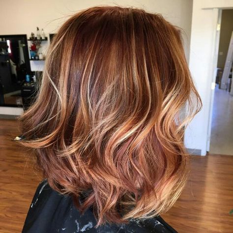 Rose Gold Brown Hair, Caramel Lowlights, Gold Brown Hair, Red And Blonde Hair, Brown Hair With Caramel, Blonde Hair Colour Shades, Red And Blonde, Auburn Balayage, Brown Hair With Caramel Highlights