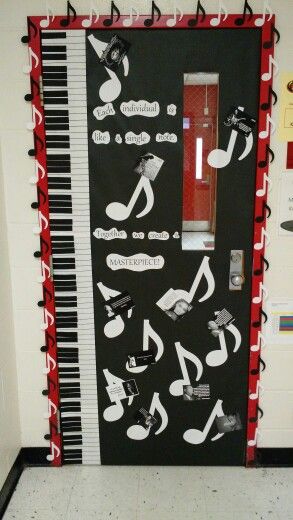 Music Class Door Decor, History Decorations, Choir Classroom, Classroom Door Decorating, Music Classroom Decor, Music Camp, Door Decorations Classroom, Class Decoration, Classroom Door