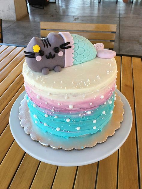 Pusheen mermaid.... Camille 10 Mermaid Cat Birthday Cake, Mermaid Cat Birthday Party, Pusheen Mermaid, Pusheen Birthday, Birthday Cake For Cat, 9 Birthday, Mermaid Cat, Cat Birthday Party, Mermaid Cakes