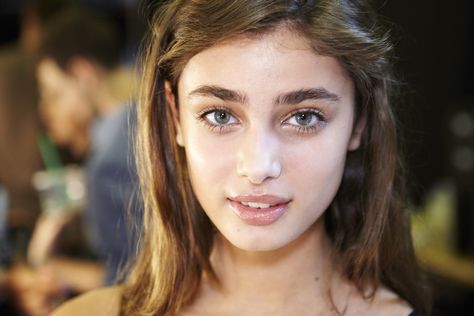 Taylor Hill 2014, Sherilyn Fenn, Thick Brows, Taylor Marie Hill, Dewy Makeup, Vs Models, Taylor Hill, Victoria Secret Angels, Irina Shayk