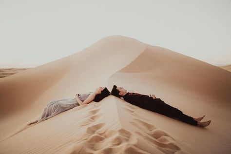 Dunes Pre Wedding Praia, Desert Photoshoot Ideas, Sand Dunes Photoshoot, Portra 160, Desert Photoshoot, Sand Dunes National Park, Paul Simon, Kodak Portra, Desert Wedding