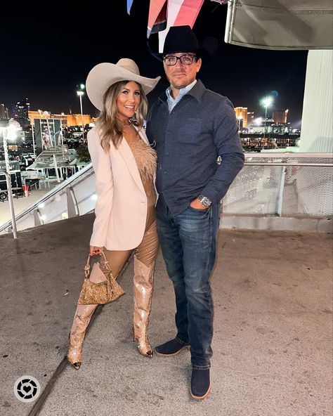 2023 Nfr Outfits, Las Vegas Nfr Outfits, Nfr Fashion 2023, Vegas Nfr Outfit Ideas, Rehearsal Dinner Guest Outfits, Nfr Outfits For Vegas Cowgirl Fashion, Nfr Outfits For Vegas, Texas Cowgirl, Nfr Outfits