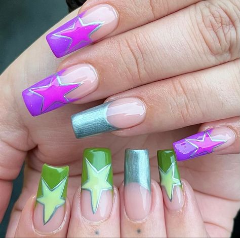 Jojo Nails Art Designs, Jjba Nails, One Piece Nails, Jojo Nails, Korean Streetwear Fashion, Korean Winter, Makeup Nails Designs, Hippie Nails, Casual Outfit Ideas