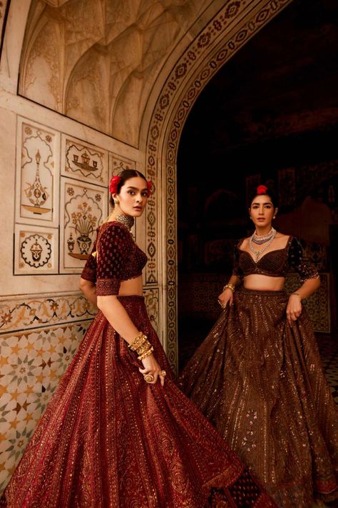 Ethnic Poses, Payal Keyal, Barat Dresses, Menswear Wedding, Saree Function, Jeweled Wedding Dress, Fav Outfit, Half Saree Function, Payal Singhal