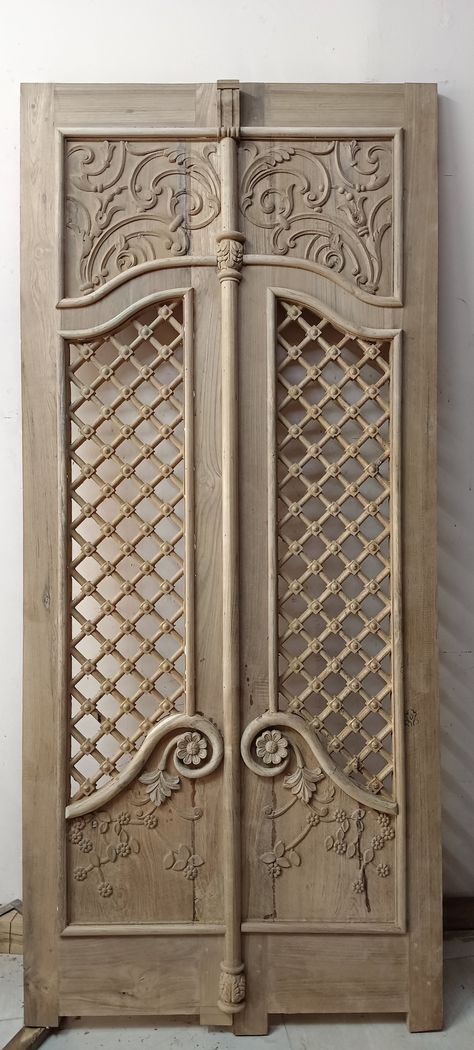 Carving Doors Wooden, Best Wooden Door Design, Wooden Carving Design, Carving Door Design, Mandir Door Design, Teak Wood Main Door Design, Wood Door Design, Main Door Designs, Wooden Mandir