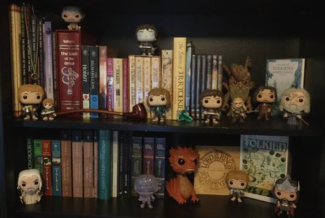 Don’t worry guys, I’m not obsessed or anything//Ashley Baggins Lord Of The Rings Shelf, Lord Of The Rings Bookshelf, Lotr Bookshelf, Magical Bookshelf, Library Goals, Pop Shelves, Lord Of The Rings Collection, Funko Pop Shelves, Comic Book Display