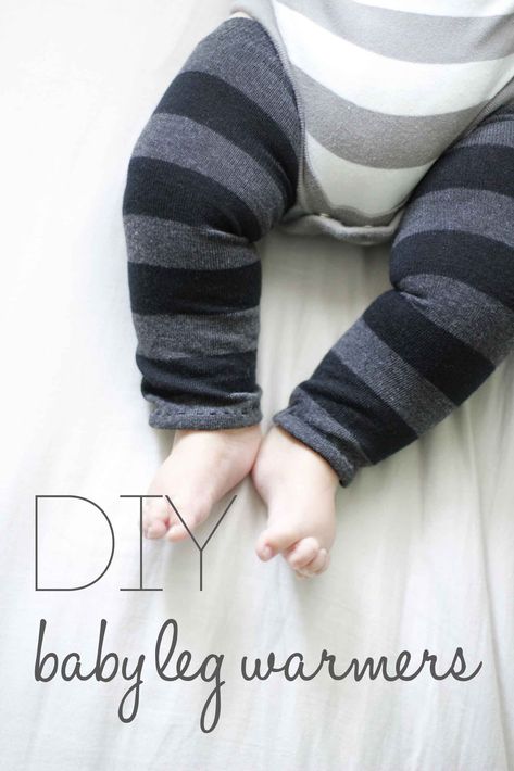 No sewing machine DIY Baby Leg Warmers Cute Leg Warmers, Diy Baby Boy Clothes, Cute Leg, Baby Diy Sewing, Baby Leg Warmers, Diy Baby Clothes, Trendy Diy, Diy Baby Gifts