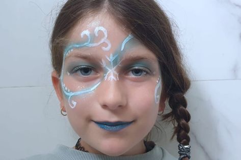 Maquillage reine des neiges frozen facile pour enfant grimage tuto Face Paint, Carnival Face Paint, Carnival, Frozen