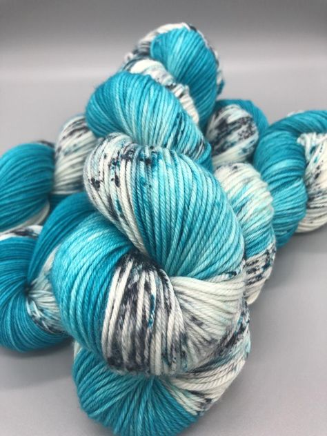 Hand Dyed Yarn Projects, Blue Yarn Aesthetic, Hand Dyeing Yarn, Turquoise Aesthetic, Arctic Blast, Hand Dyed Yarn Inspiration, Speckled Yarn, Gloves Design, Ehlers Danlos