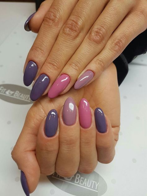 Love, love, love Winter Nail Design, Purple Gel Nails, Unghie Sfumate, Gel Nail Polish Colors, Best Gel Nail Polish, Nagellack Trends, Nail Design Ideas, Nails Polish, Top Nail