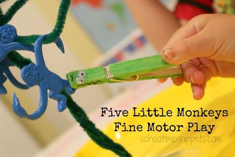 Turn "Five Little Monkeys" into a opportunity to practice Fine Motor skills! Love this song! Clothespin Activities, Fine Motor Play, Jungle Activities, Hand Strengthening, Preschool Fine Motor Activities, Cardboard Car, Five Little Monkeys, Kids Literacy, Preschool Fine Motor