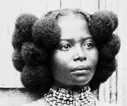 African Women Hairstyles Natural, Crazy Afro Hairstyles, Traditional Black Hairstyles, Historical Black Hairstyles, 1920s Hairstyles For Black Women, Black Royalty Hairstyles, Crazy Black Hairstyles, Black Editorial Hair, Old Black Hairstyles