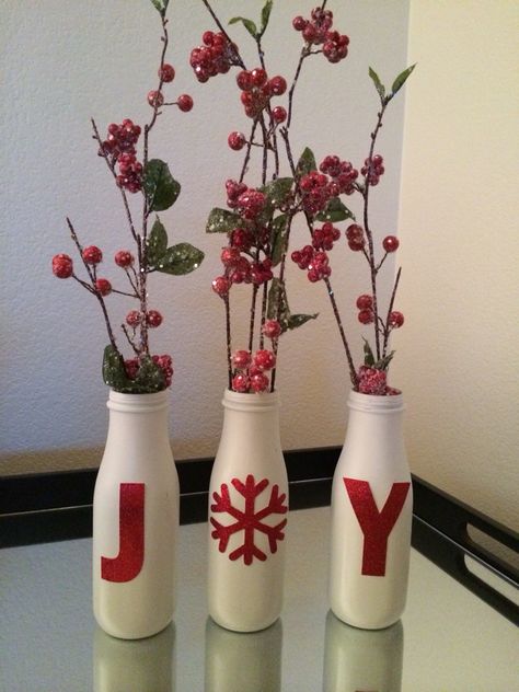 Old Starbucks, Starbucks Bottles, Diy Christmas Decorations, 12 December, Noel Christmas, Holiday Diy, Christmas Deco, Christmas Joy, Bottle Crafts