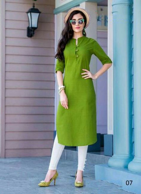 Cotton Kurti Set, Plain Kurti Designs, Plain Kurti, A Line Kurti, Cotton Kurtis, New Kurti Designs, Kurta Style, Simple Kurta Designs, Kurti Patterns