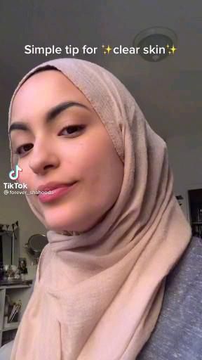 Hijab Clear Skin, Get Long Eyelashes, Healthy Hacks, Get Clear Skin, Skincare Hacks, Long Eyelashes, Diy Skin Care Recipes, Clear Skin Tips, A Balanced Diet