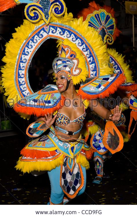 Junkanoo, Boxing Day Parade, Valley Boys, Nassau, Bahamas Stock ... Junkanoo Costume, Nautical Theme Outfit, Bahamas Junkanoo, Carnival Trinidad, Masquerade Outfit Ideas, Brazilian Carnival Costumes, Miss Mexico, Carribean Carnival Costumes, Carnival Outfit Carribean