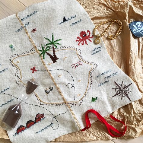 Pirate Embroidery, Map Dress, Class 2023, Kids Sewing, Treasure Map, Craft Classes, Treasure Maps, Embroidery Ideas, Travel Memories