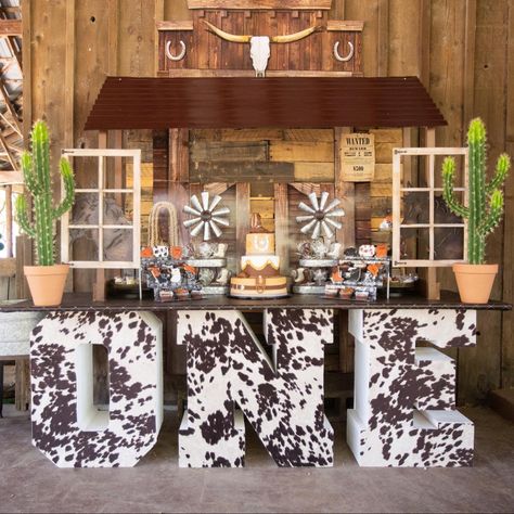 Saddle Up 1st Birthday, Wild West First Birthday Party, Where The West Was One Birthday, Wild West First Birthday Girl, Cowhide Birthday Party, Cowboys First Rodeo Birthday, Western Kids Birthday Party, Southwestern Party Decor, Wildest One In The West