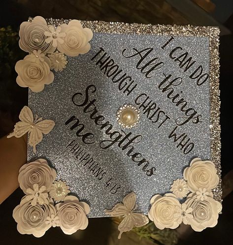 God Is Within Her She Will Not Fail Graduation Cap, Cap Decoration Graduation God, Christian Graduation Cap Ideas, Csulb Graduation, Girly Graduation Cap, Senior Caps, Stole Ideas, College Grad Cap Ideas, Grad Cap Decorated