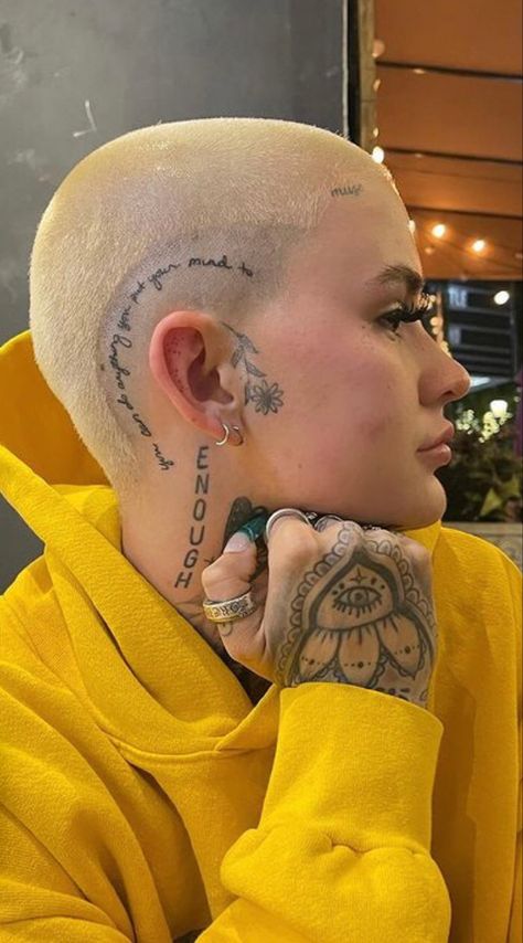 Shaved Head Styles, Hairline Tattoos, Scalp Tattoo, Pixie Haircut Fine Hair, Shaved Head Women, Short Shaved Hairstyles, Shaved Hair Designs, Buzzed Hair, Bald Hair