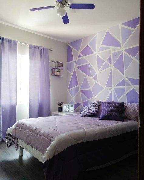 House Palettes, Room Color Ideas Bedroom, Bedroom Paint Design, Pola Cat Dinding, Girls Bedroom Paint, Room Color Combination, Wall Color Combination, Bedroom Color Combination, Girl Bedroom Walls