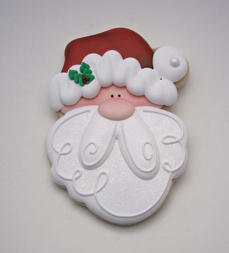 Santa Cookies | Cake Masters Magazine Santa Face Cookies Decorated, Santa Royal Icing Cookies, Santa Cookie Cake, Sugar Cookie Business, Santa Cookies Decorated, Santa Claus Cookies, Sugar Cookie Royal Icing, Sugar Cookie Icing, Winter Cookie