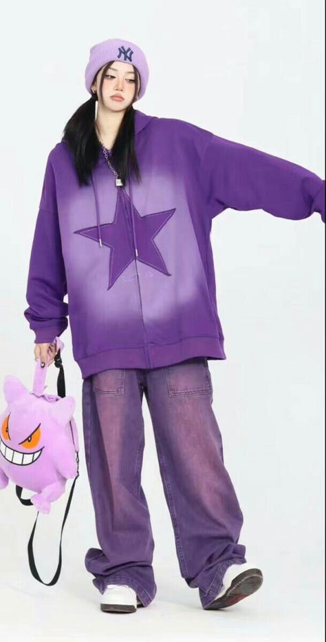 Head Phone Outfit, Purple Outfits Aesthetic, Horse Betting, Vetements Shoes, Conjoined Twins, Korean Outfit Street Styles, Hollywood Actors, Aesthetic Outfit Ideas, Online Gambling