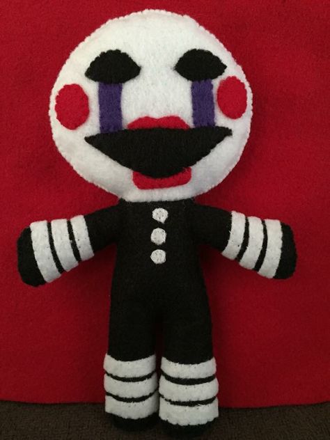 Goth Plushies, Fnaf Marionette, Marionette Fnaf, Fnaf Crafts, Felt Plushie, The Marionette, Cute Sewing Projects, Sewing Stuffed Animals, Crochet Design Pattern