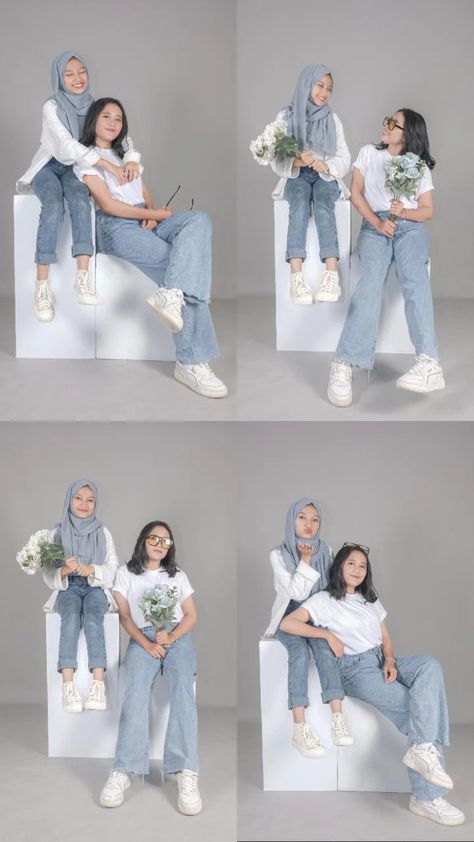 ide foto couple bestie aesthetic Photobox Ideas Pose Couple, Selfie Hijab, Group Photo Poses, Outfit Hijab Casual, Sisters Photoshoot Poses, Studio Photoshoot Ideas, Bestie Outfits, Studio Poses, Studio Photography Poses