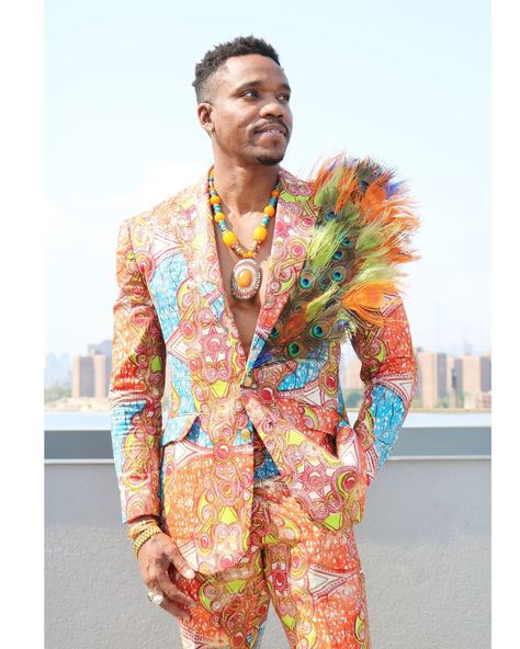 Hello Monday!!! It's a new week and we're here for it! #FeatherTrendsetter #Feathers #TheFeatherPlace #CustomerAppreciation #Repost . His whole existence compliments mine! Tony's look for my #Regal40thBirthday deserved a whole post and that's exactly what he's gonna get! Swipe for the drip💧 . Custom Suit @royalnakordesigns Feathers @thefeatherplace . #mensfashion #menfashion #mensstyle #clothier #tailormade #africanprint Swan Dress, Feather Fashion, Gender Fluid Fashion, Customer Appreciation, Over The Top, Custom Suit, Who What Wear, African Print, Trend Setter