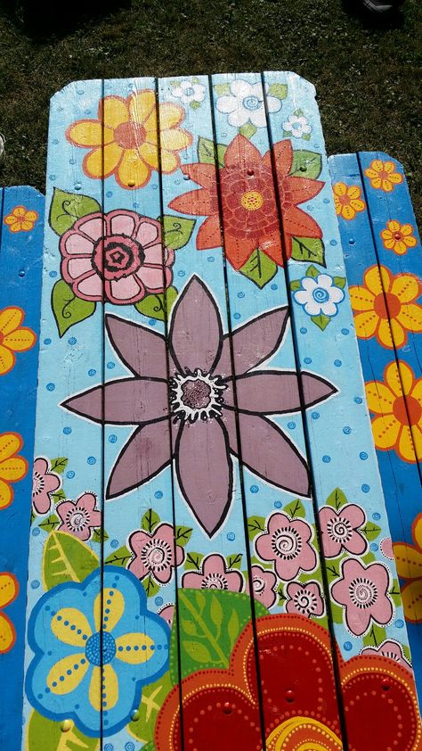 Picnic table Outdoor Bench With Back, Painted Picnic Tables, Picnic Table Makeover, Diy Outdoor Bench, Painted Benches, Table Picnic, Whimsical Painted Furniture, Diy Bench Outdoor, Bench With Back