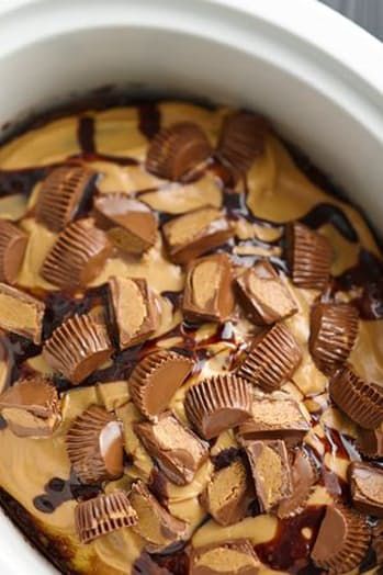 Weight Watcher Desserts, Crock Pot Food, Coconut Dessert, Swirl Cake, Crock Pot Desserts, Slow Cooker Desserts, Peanut Butter And Chocolate, Brownie Desserts, Low Carb Dessert