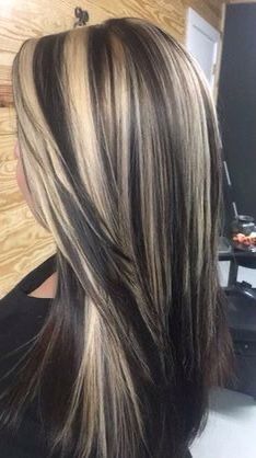 Long Blonde Hair Color Ideas, Long Blonde Hair Color, Skunk Hair, Kadeřnické Trendy, Hair Streaks, Brown Hair With Blonde Highlights, Blonde Hair Color Ideas, Summer Hair Color For Brunettes, Hair Stylies