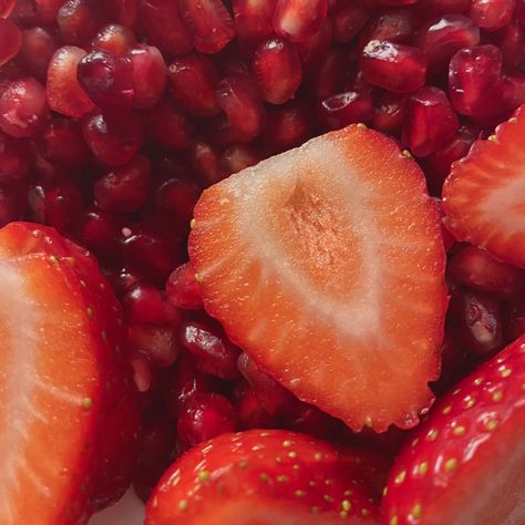 #strawberry #pomegranate #fruits #healthy #snack #healthysnack #fruitsnack #red #aesthetic #redfruits #pretty #food #foodphotography Red Healthy Food, Persephone Spring, Everything Red, Red Pictures, Daniel Fast, Dream Wall, My Core, Fruit Snacks, Red Aesthetic