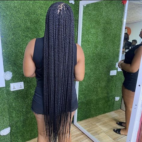 Sinaglease Twist, Senglease Twist Long, Medium Senegalese Twist, Small Senegalese Twist, Senagele Twist, Knotless Senegalese Twist, Senglanese Twists, Knotless Twist Braids Hairstyles, Sengalese Twists Small Medium