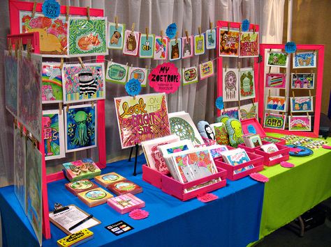 My Zoetrope booth at Renegade Austin 2011. Art Vendor Booth Ideas, Art Booth Display, Vending Display, Festival Booth Display, Art Festival Booth, Craft Stall Display, Art Fair Display, Artist Merch, Creative Booths