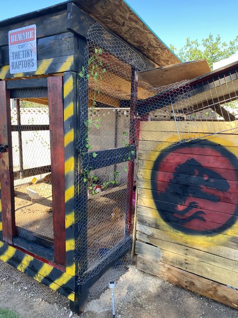 Chicken Coop Themes, Funny Chicken Coop Ideas, Jurassic Park Chicken Coop, Repurposed Chicken Coop, Upcycled Chicken Coop, Huge Chicken Coop, Design Chicken Coop, Unique Chicken Coop, Chicken House Ideas